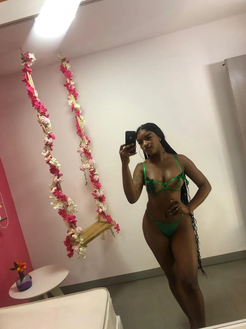 XXX Porn Photo of Nude malu_horny_69 84