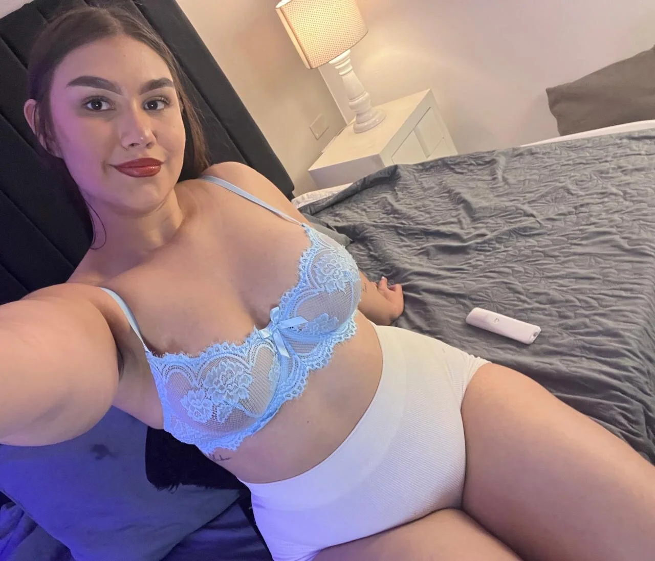 XXX Porn Photo of Nude Emma_Spicy 10