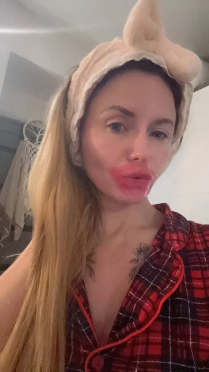 XXX Porn Photo of Nude LadyIzabel 12