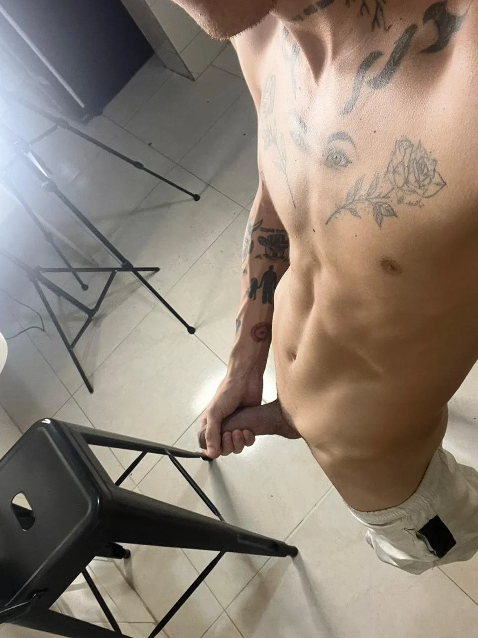 XXX Porn Photo of Nude Tommy_valverde 16