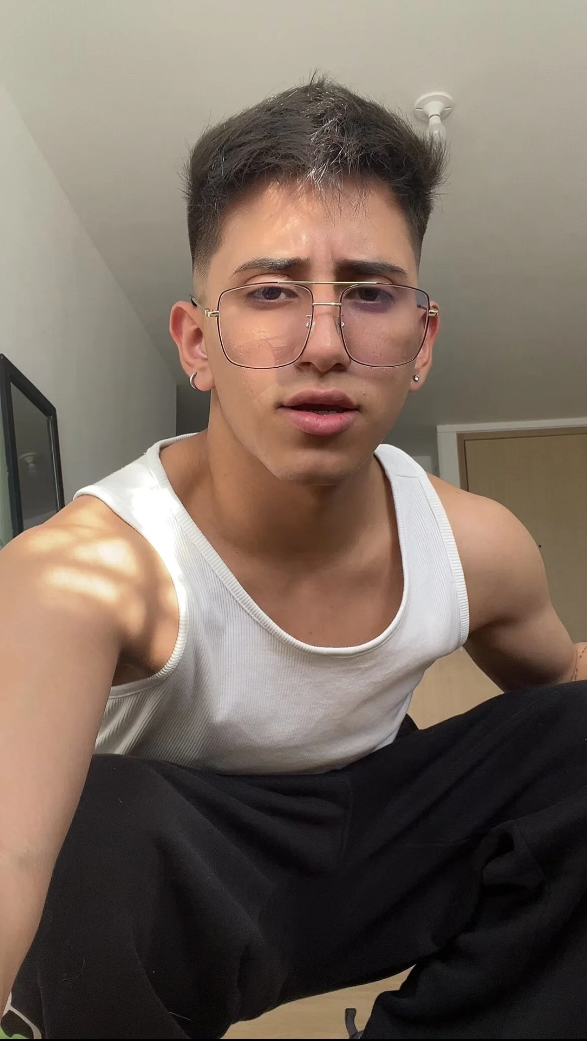 XXX Porn Photo of Nude adrik_cano__ 4