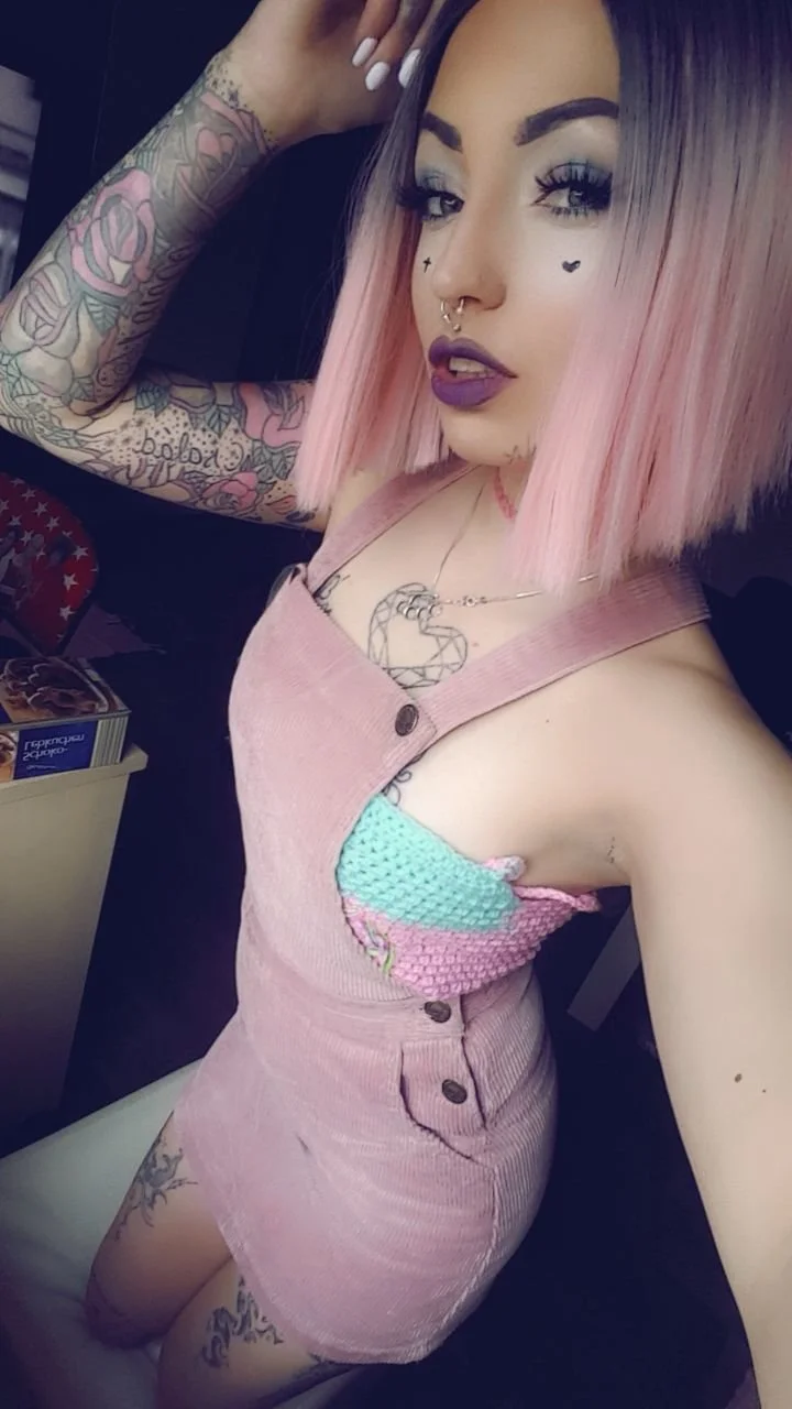 XXX Porn Photo of Nude RoxxyInk 107