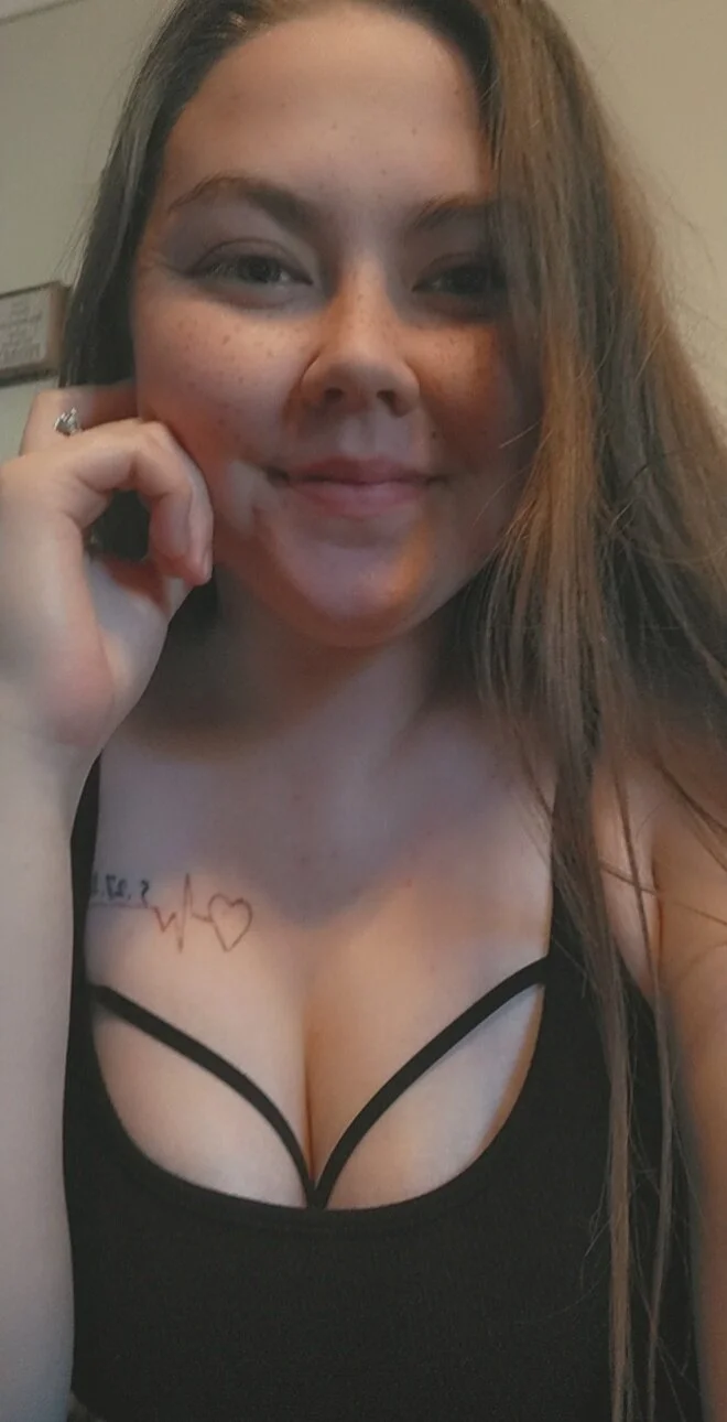 XXX Porn Photo of Nude Ariesbabe16 9