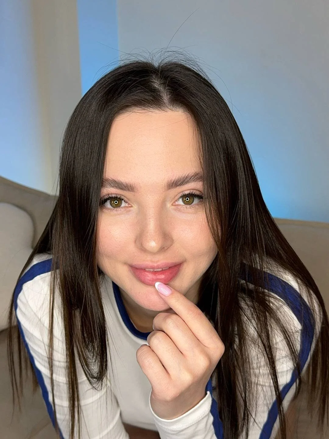 XXX Porn Photo of Nude OliviaKis_ 6