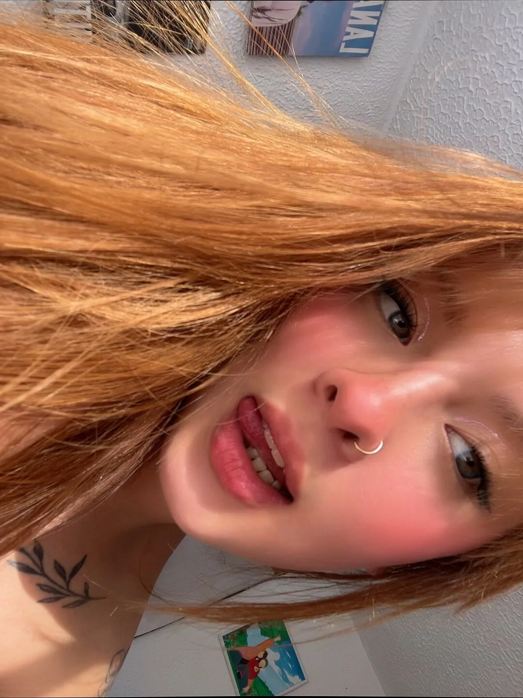 XXX Porn Photo of Nude CharlotteUwU__ 1