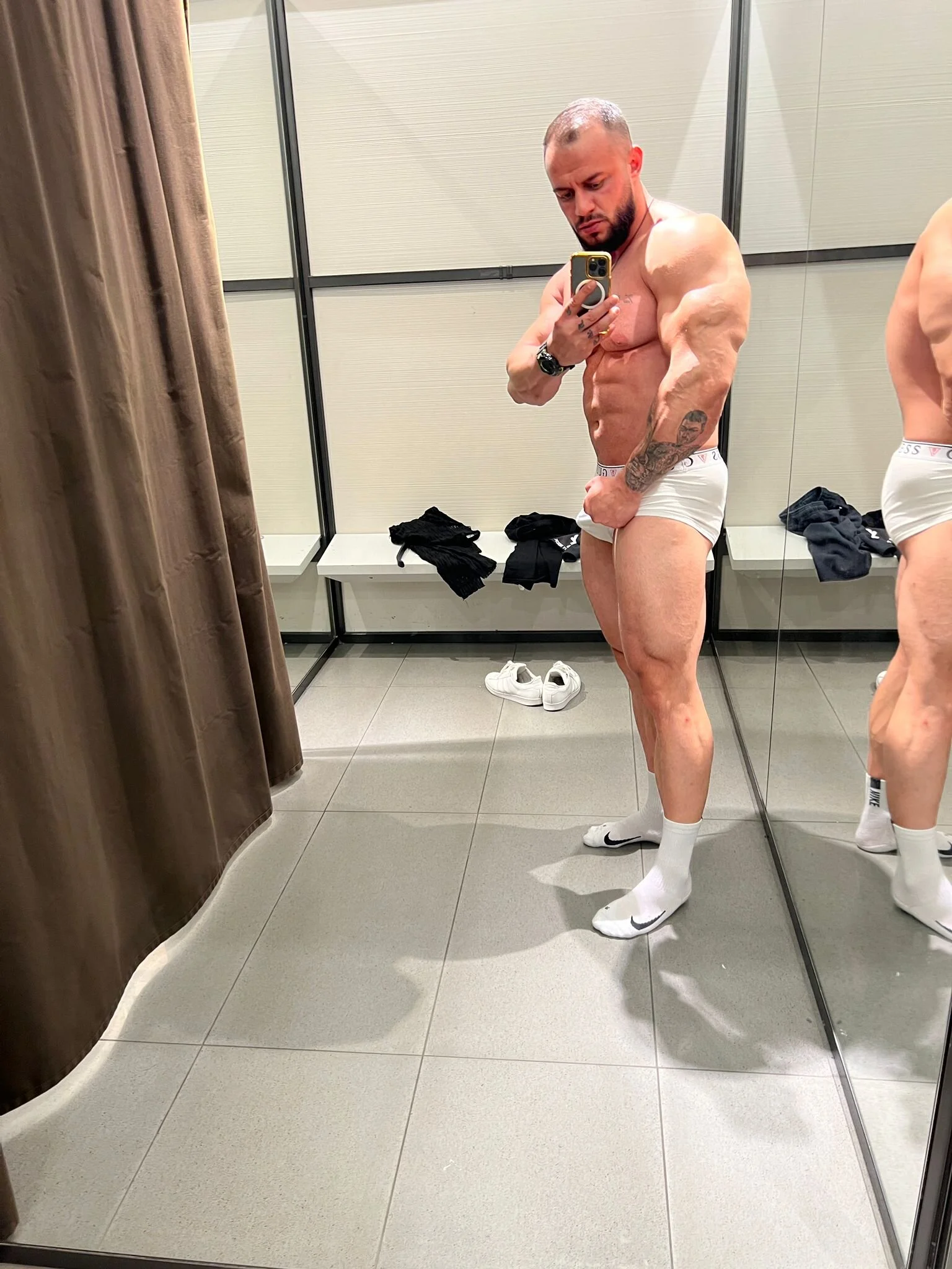 XXX Porn Photo of Nude RickyMiami1 2