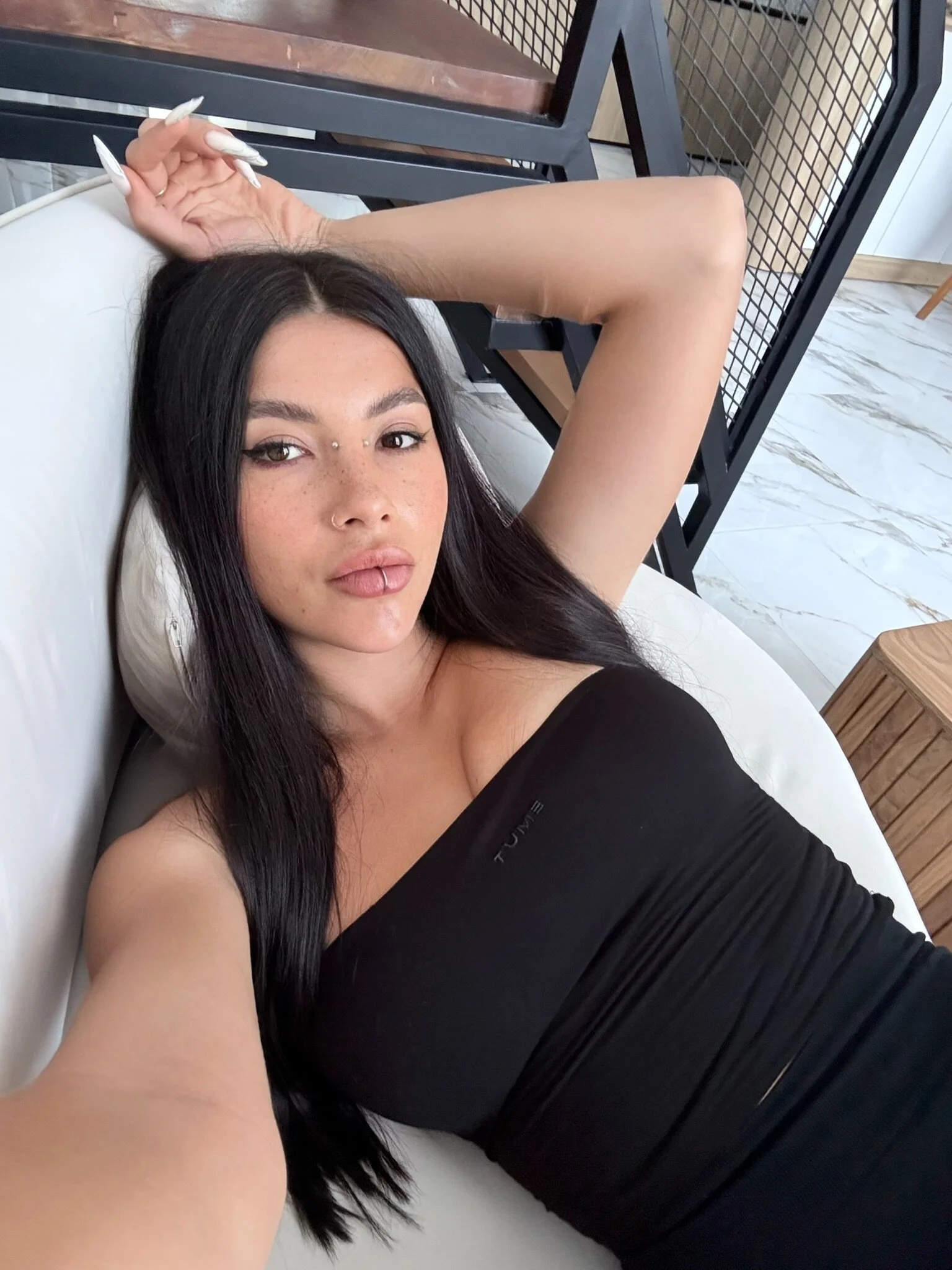 XXX Porn Photo of Nude AriaDomina 5