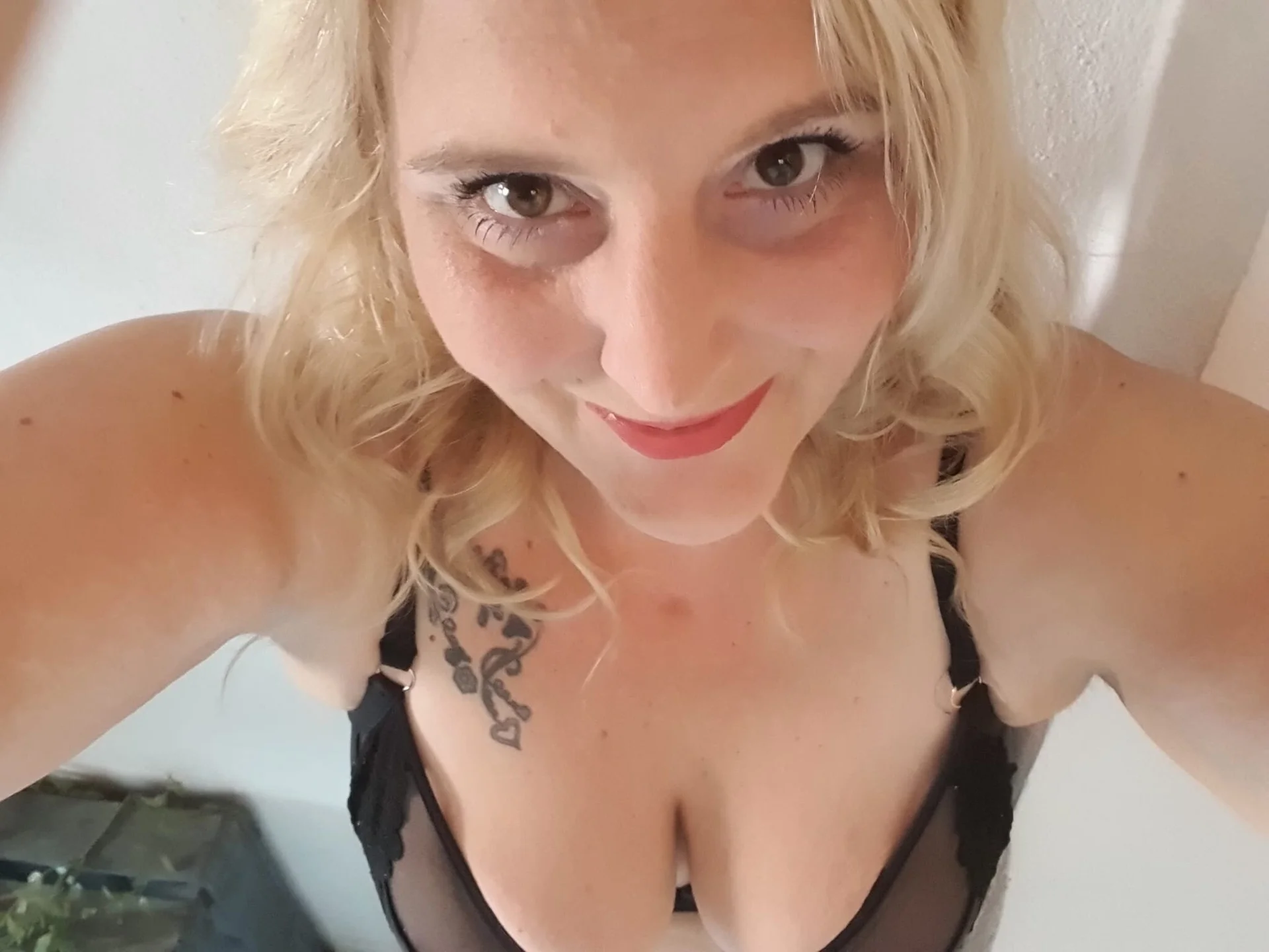 XXX Porn Photo of Nude BecciDeluxe 1