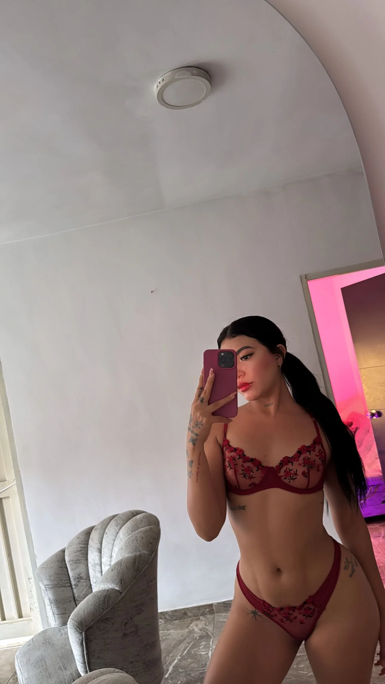 XXX Porn Photo of Nude Sussan_Nicolle 1