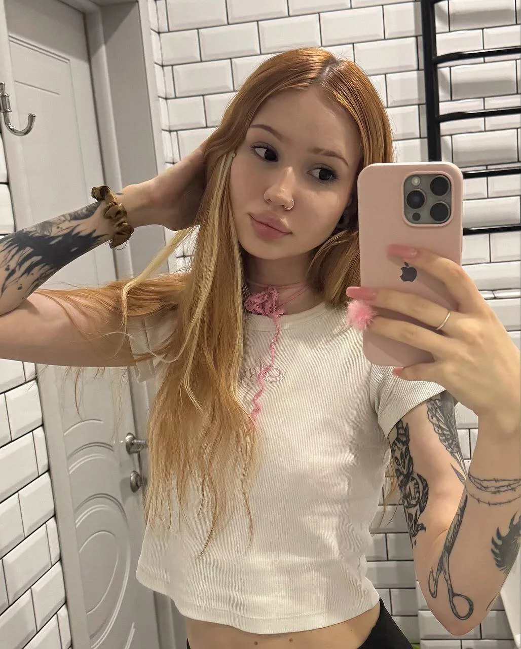 XXX Porn Photo of Nude zoeforrd 3