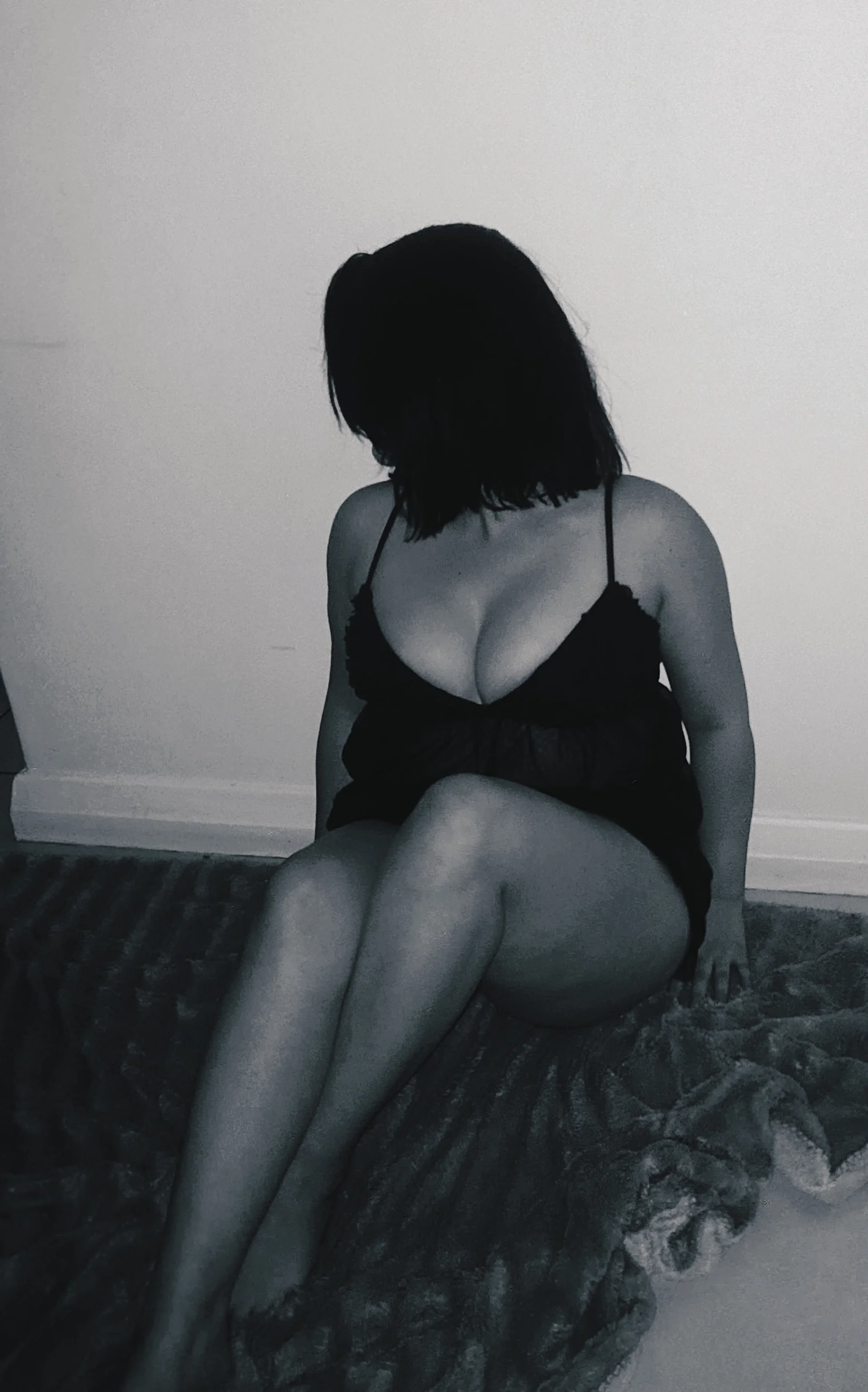 XXX Porn Photo of Nude SluttyGoddess1 1