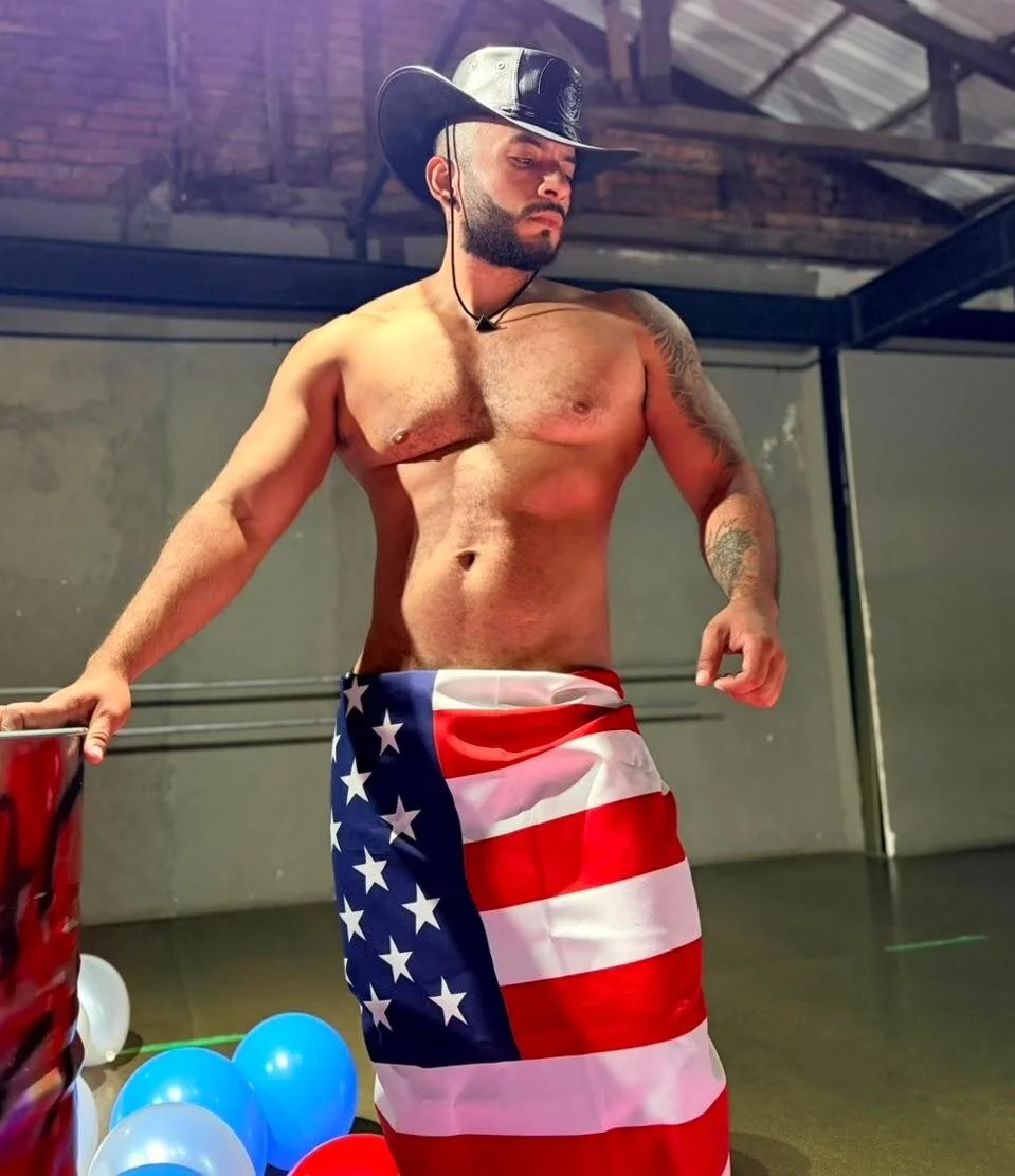 XXX Porn Photo of Nude Mike_savage3 88