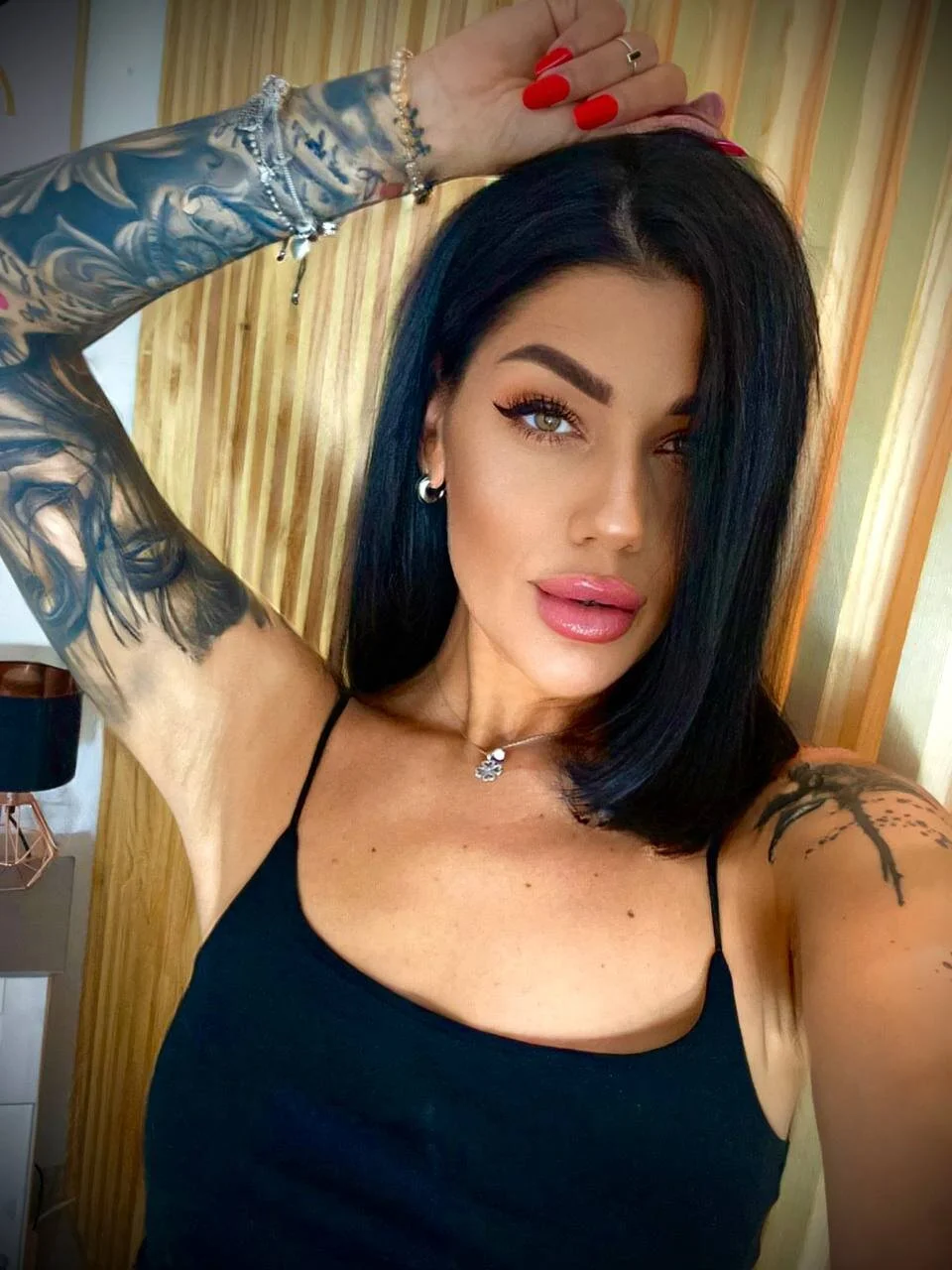 XXX Porn Photo of Nude YvonneEverlee 43