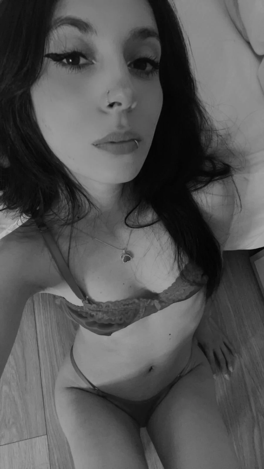 XXX Porn Photo of Nude Solaraa__ 16