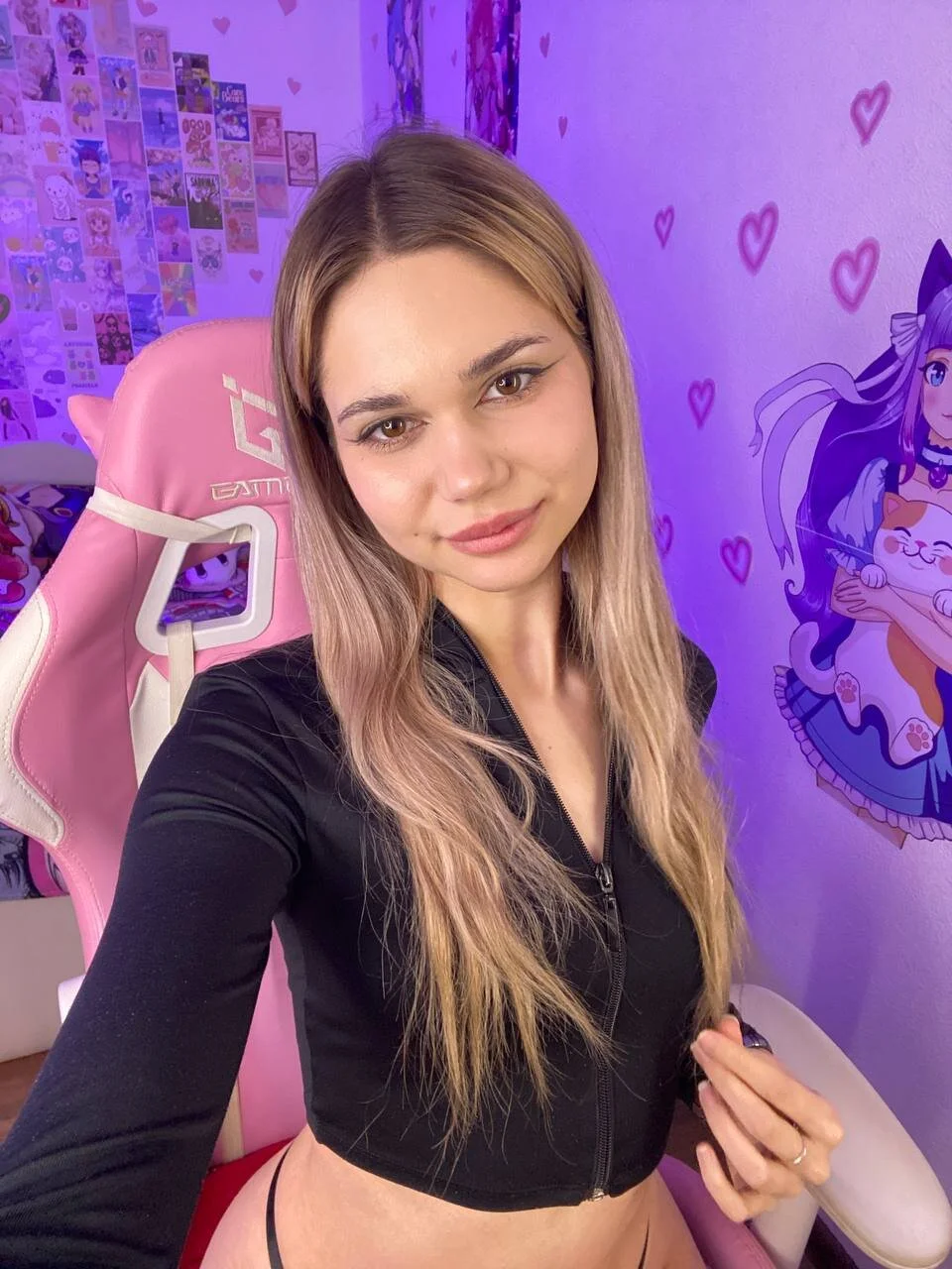 XXX Porn Photo of Nude Elvi7z 6