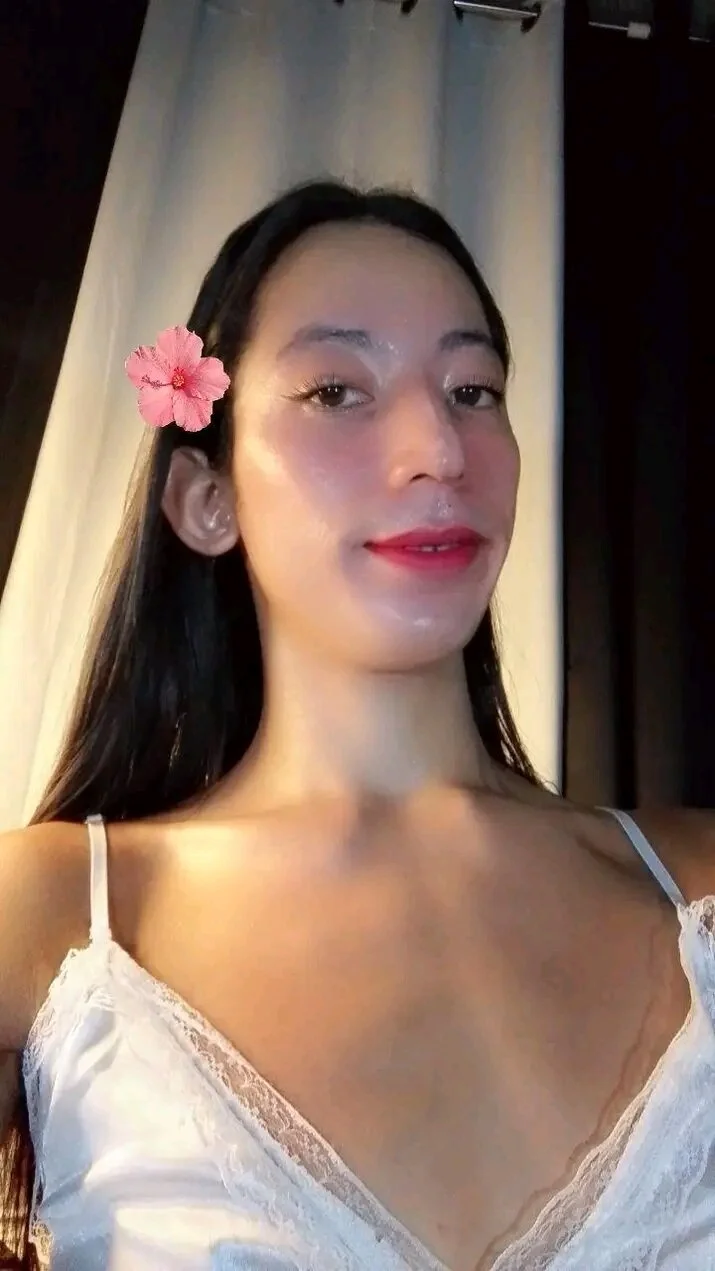 XXX Porn Photo of Nude sexyhotasshugecock 4