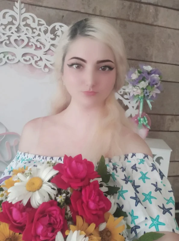 XXX Porn Photo of Nude CharleyyCream 1