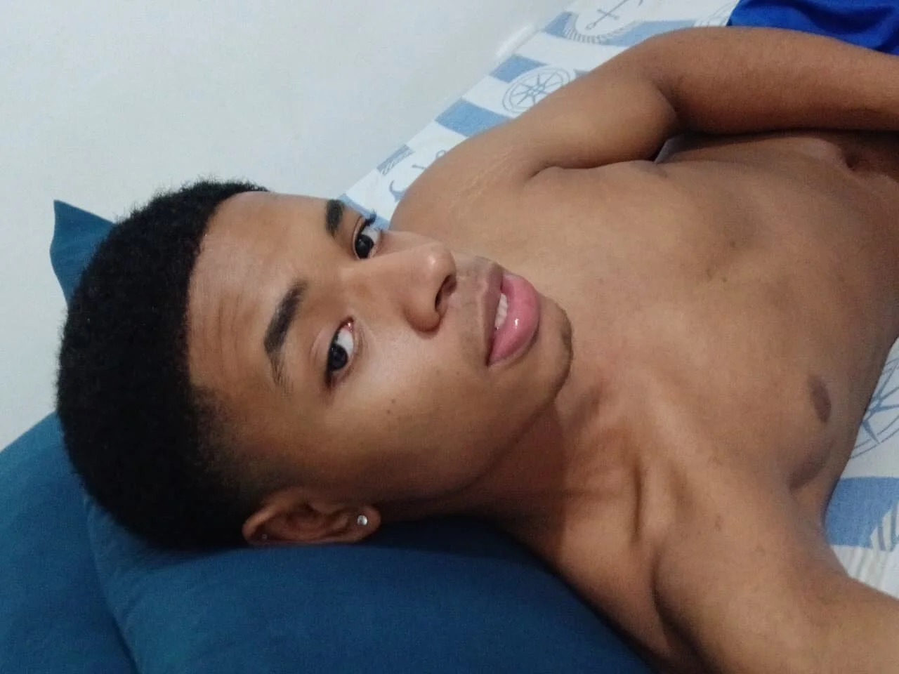 XXX Porn Photo of Nude liiam3 7