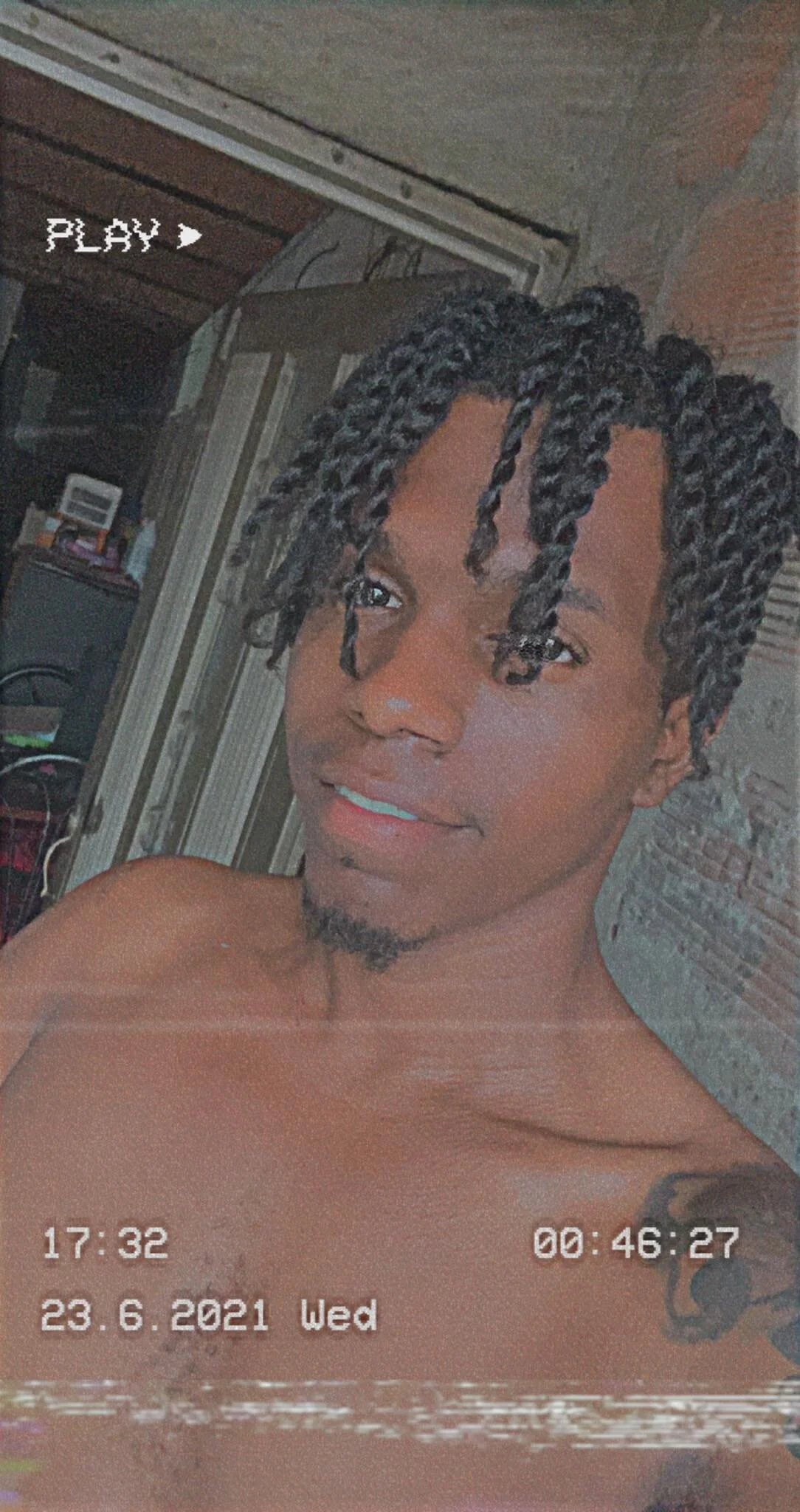 XXX Porn Photo of Nude BlackRunning 4