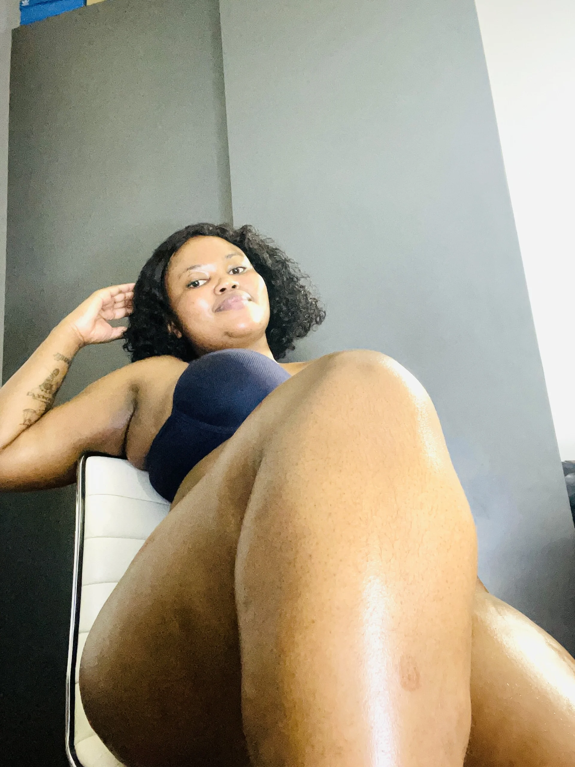 XXX Porn Photo of Nude Curveysinaa 6