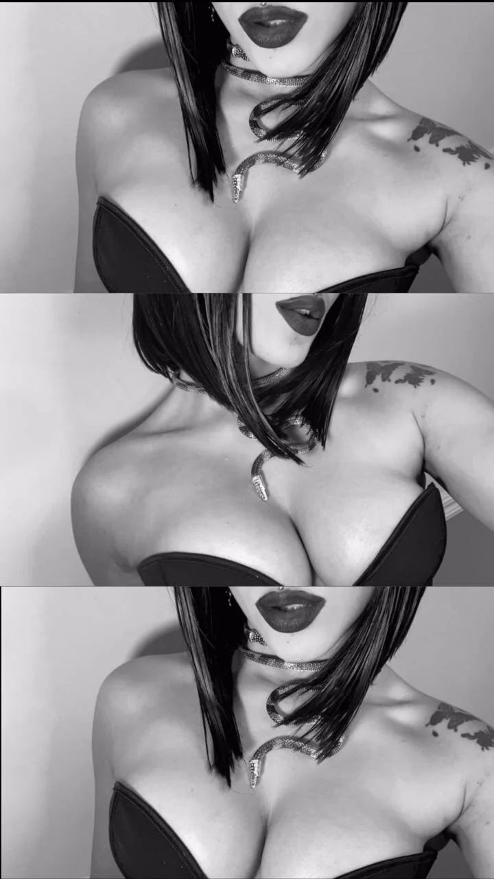 XXX Porn Photo of Nude hallsredd 44