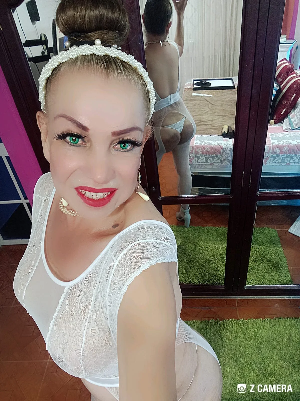 XXX Porn Photo of Nude ArianaGoldd 15