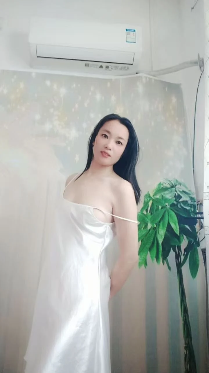 XXX Porn Photo of Nude Lingling-Baby520 12