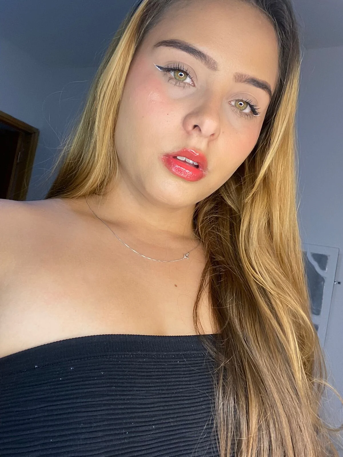 XXX Porn Photo of Nude MikaelaStone 31