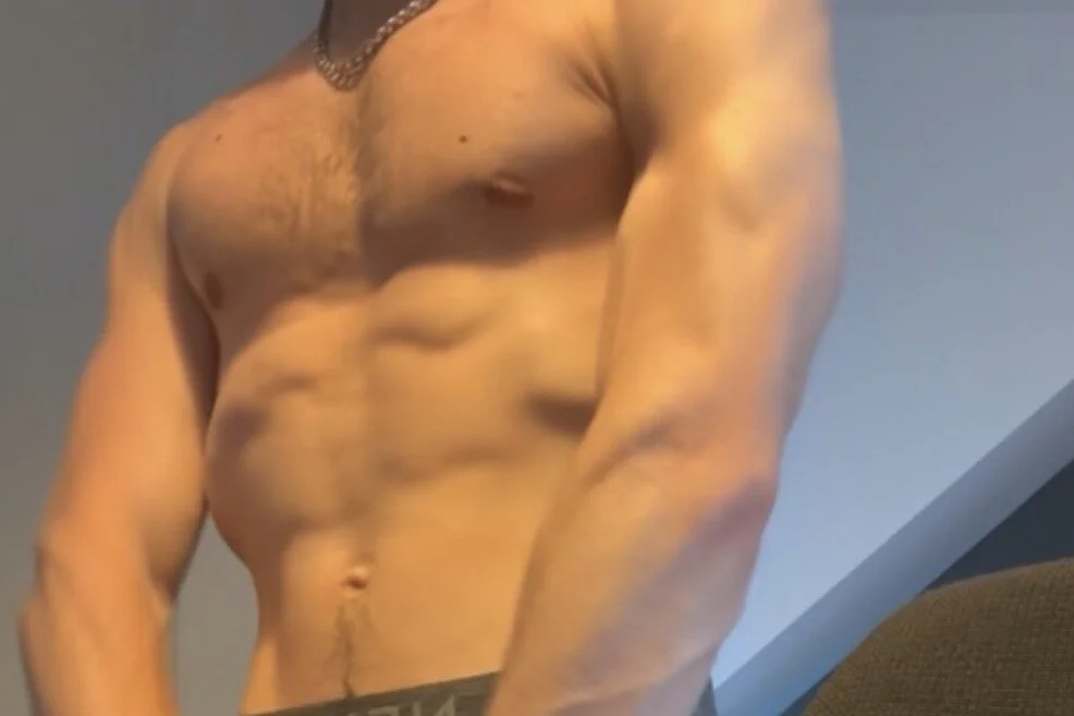 XXX Porn Photo of Nude DiegoShow1 4