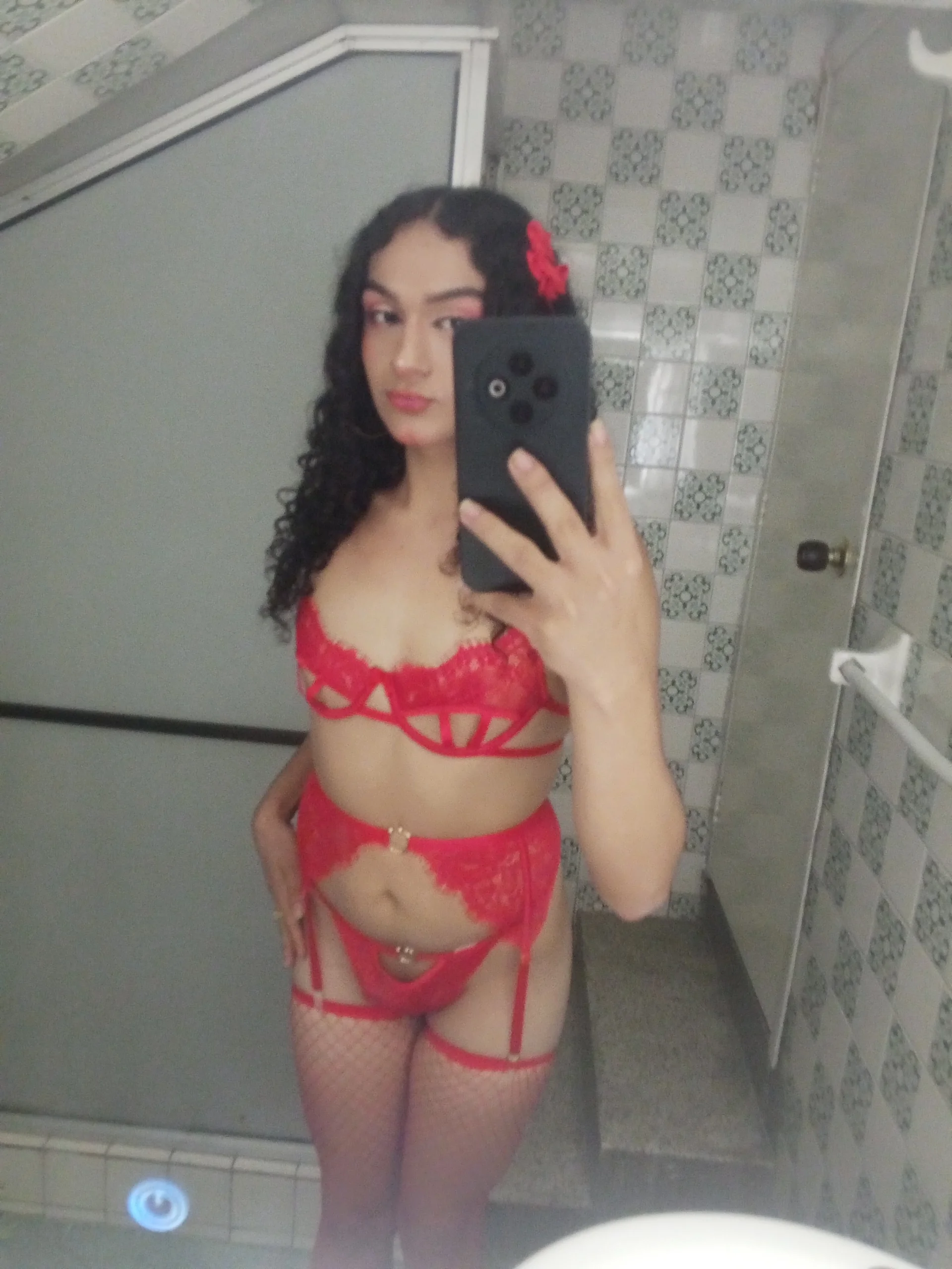 XXX Porn Photo of Nude scarletcherry18 25
