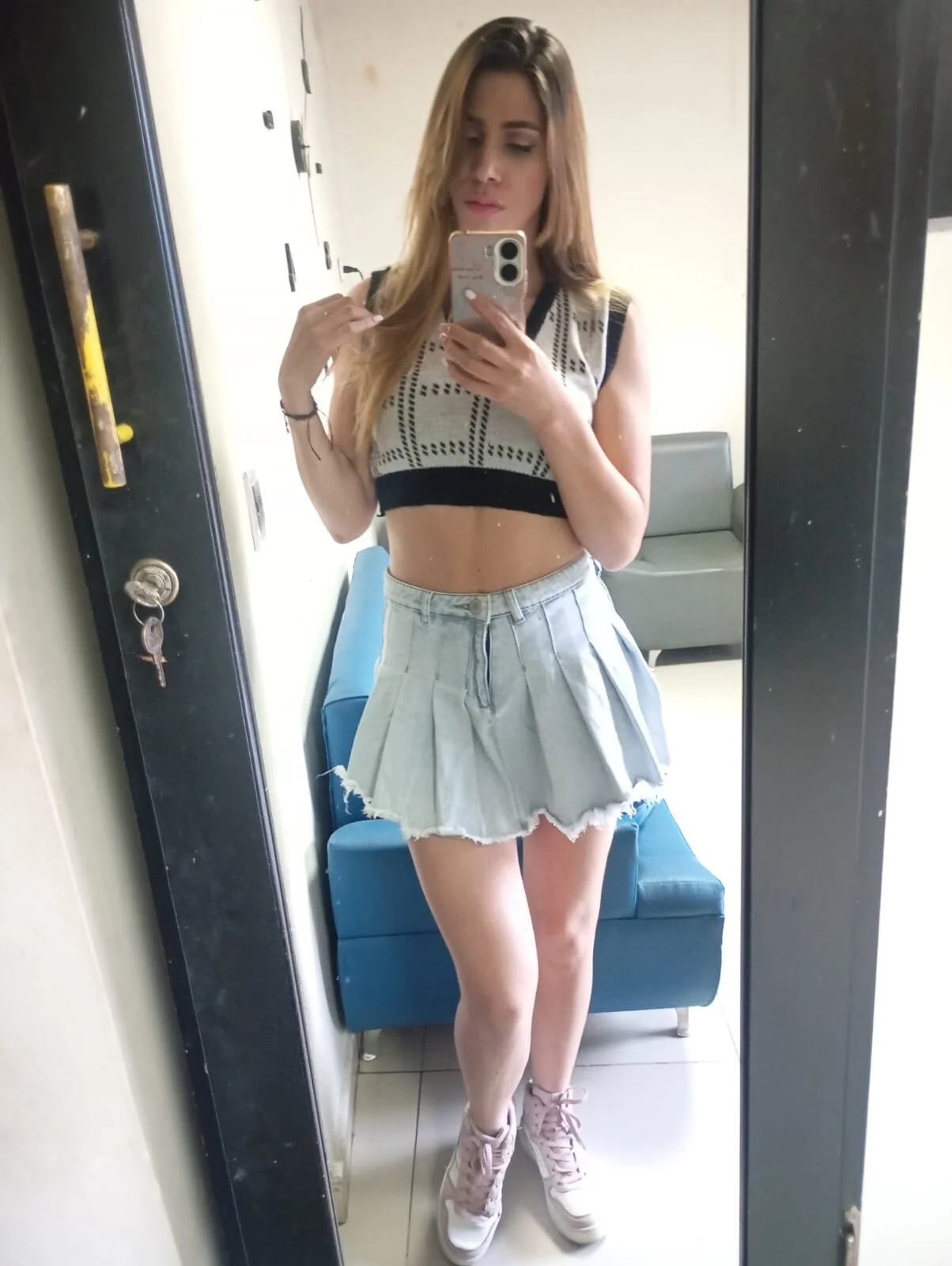 XXX Porn Photo of Nude Elianasuarezz 3