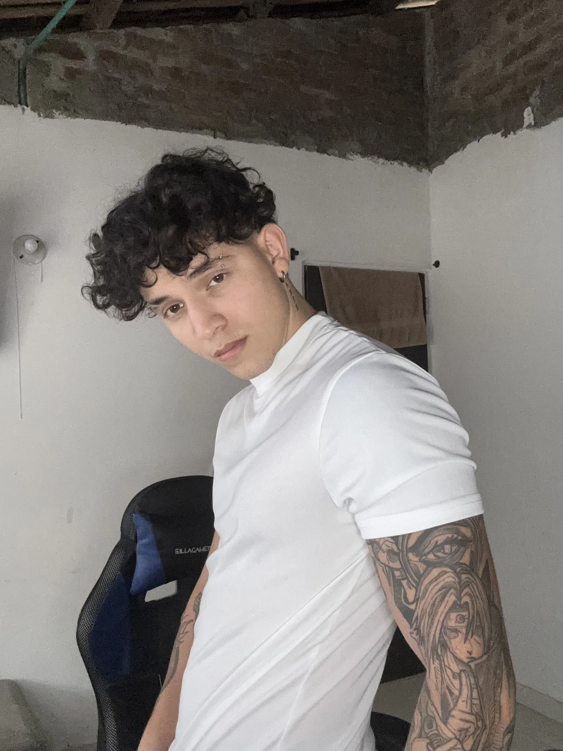 XXX Porn Photo of Nude Aangelhot 13