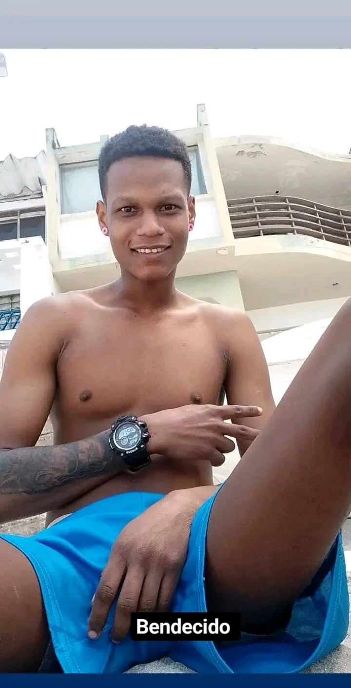 XXX Porn Photo of Nude guerreros_aunstin 4