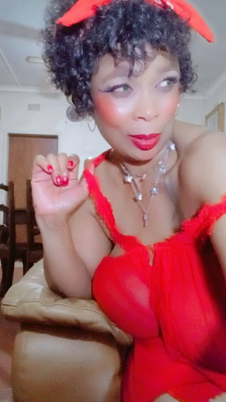 XXX Porn Photo of Nude Gucci_Bx 480