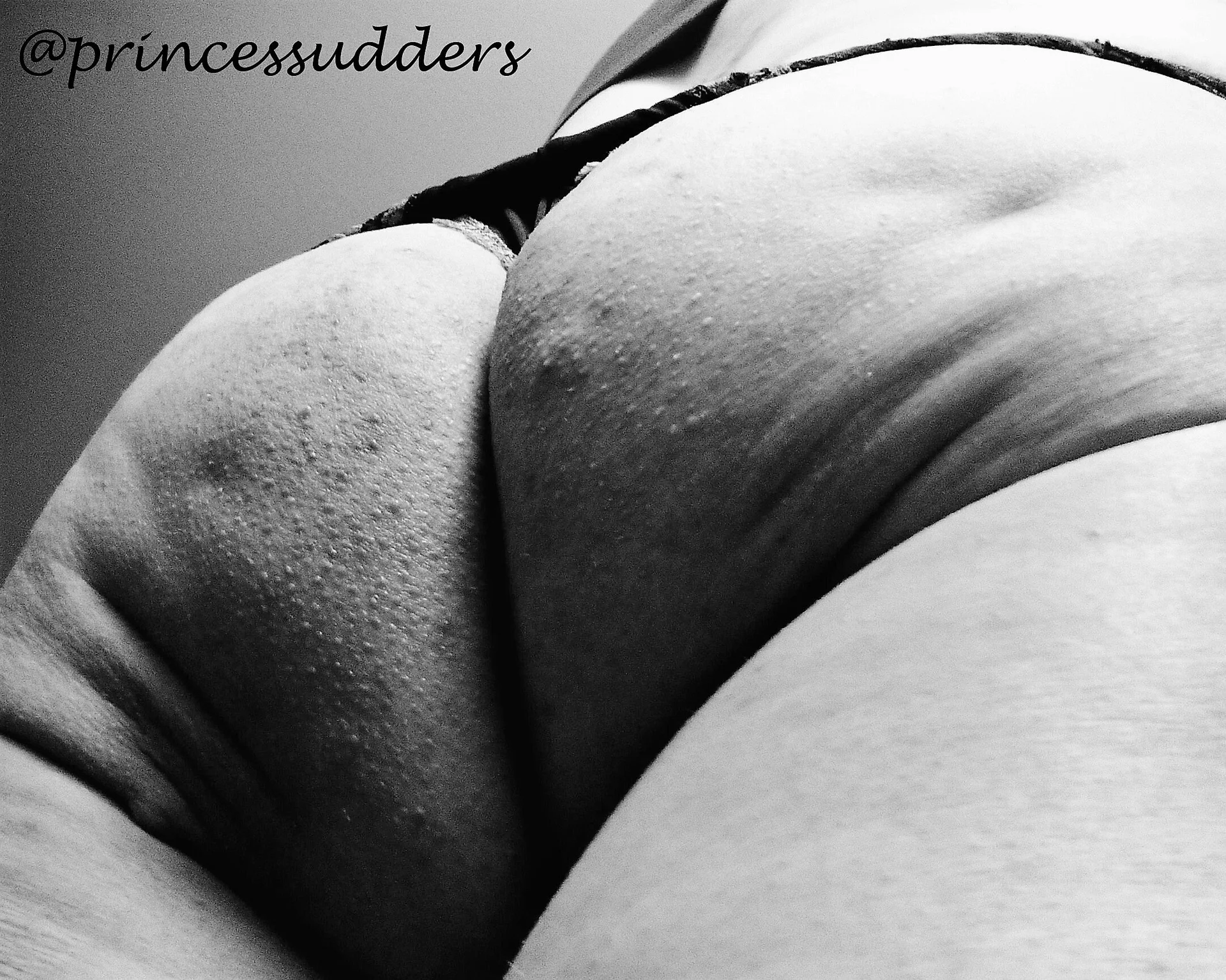 XXX Porn Photo of Nude PrincessUdders 3