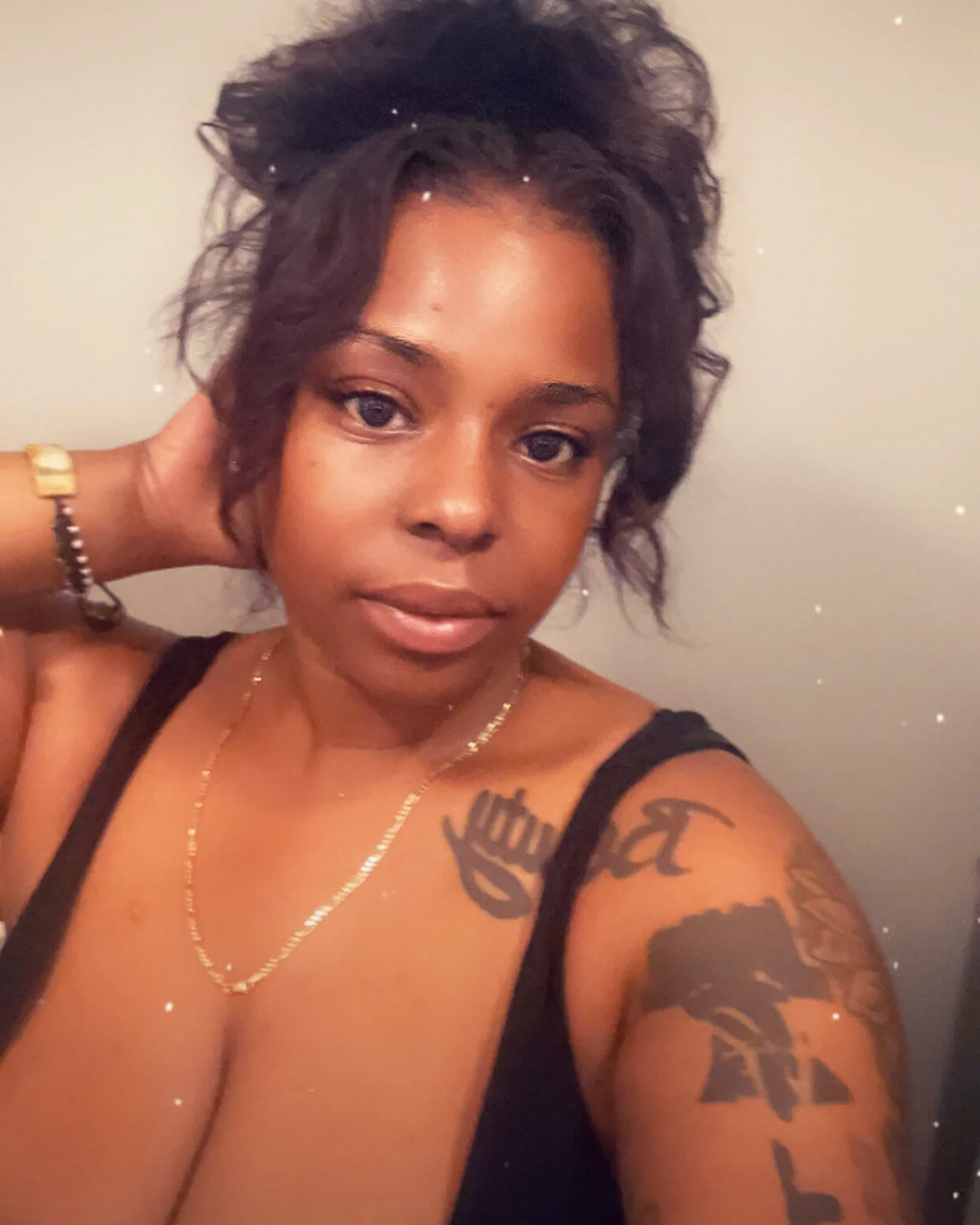 XXX Porn Photo of Nude BillionScreen 1