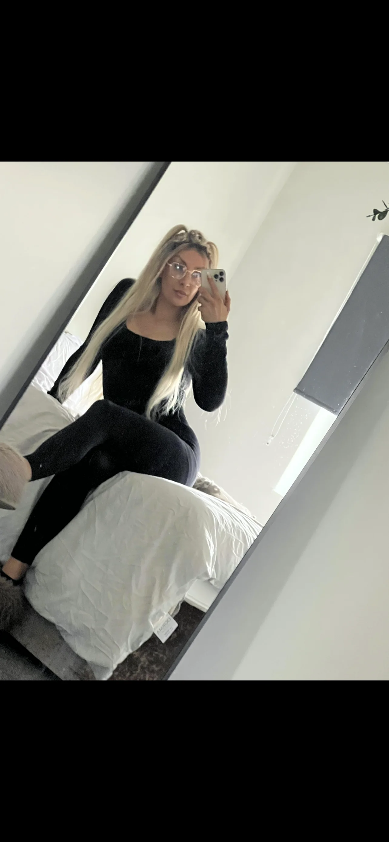 XXX Porn Photo of Nude GoddessFoxy 3