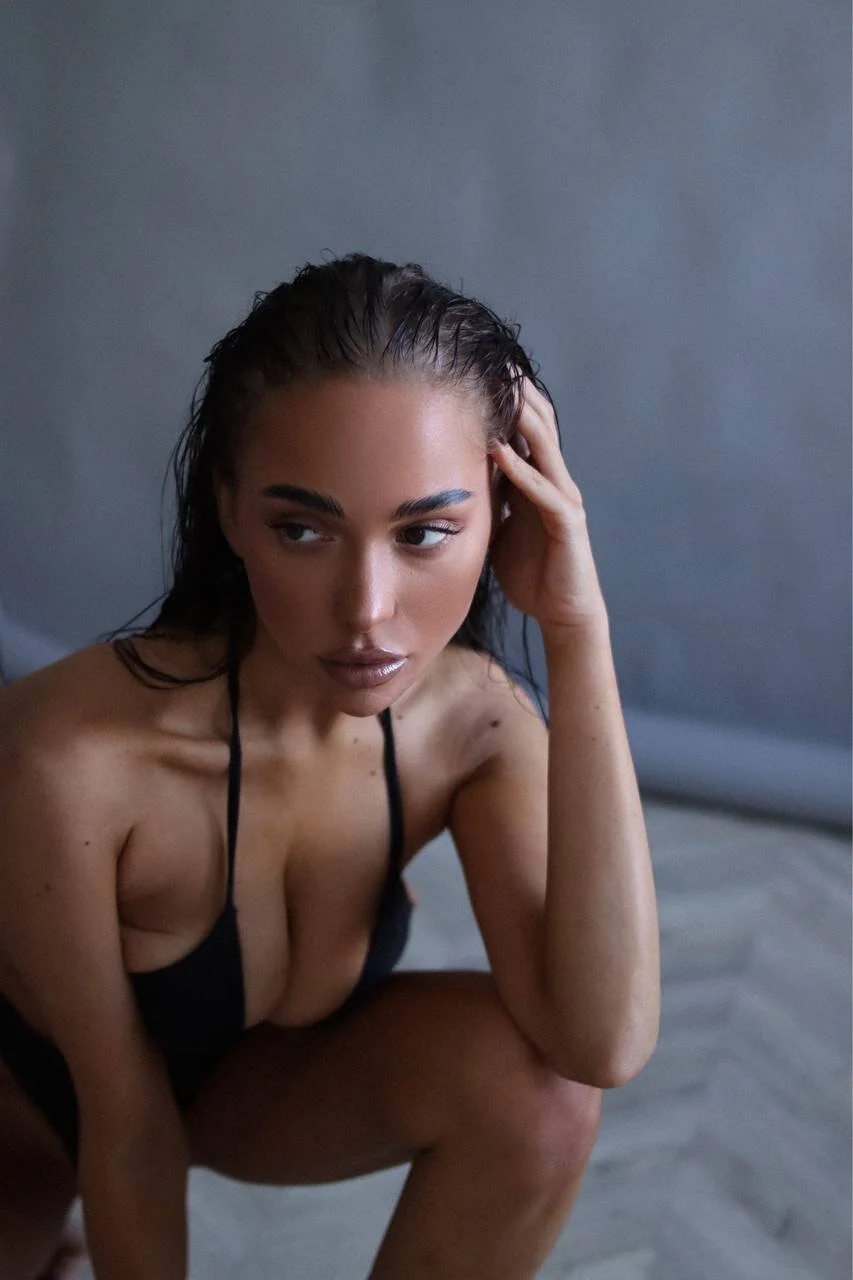 XXX Porn Photo of Nude CardiSweetBaby 12