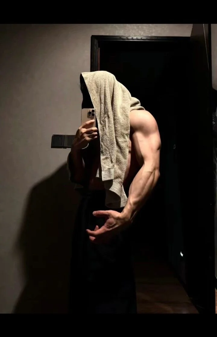 XXX Porn Photo of Nude Lucas_j16 1