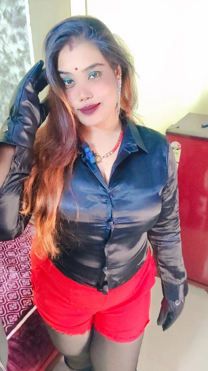 XXX Porn Photo of Nude Rashiqueen 42