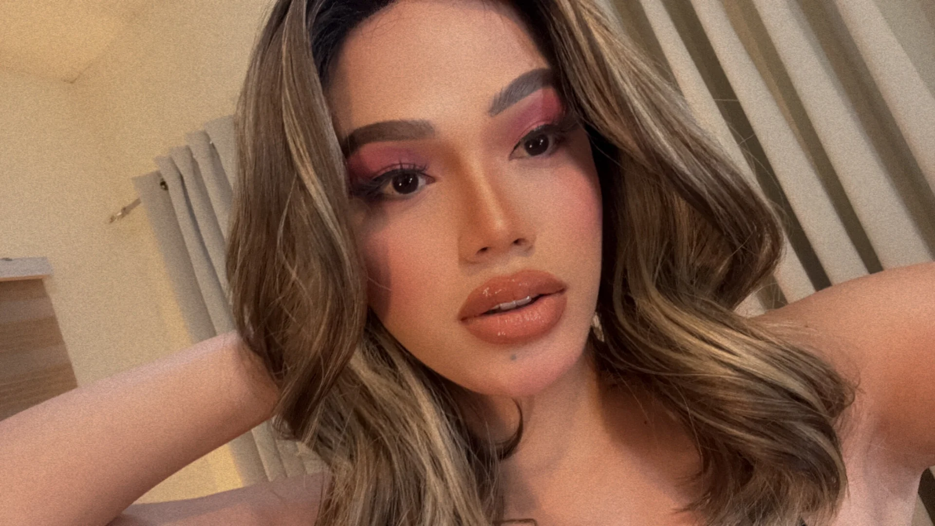XXX Porn Photo of Nude AlanisValentine 2
