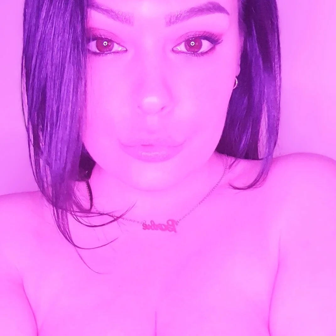 XXX Porn Photo of Nude LACEYLOOXOX 10