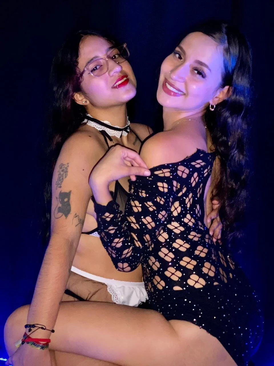 XXX Porn Photo of Nude AliceeANDemma 1