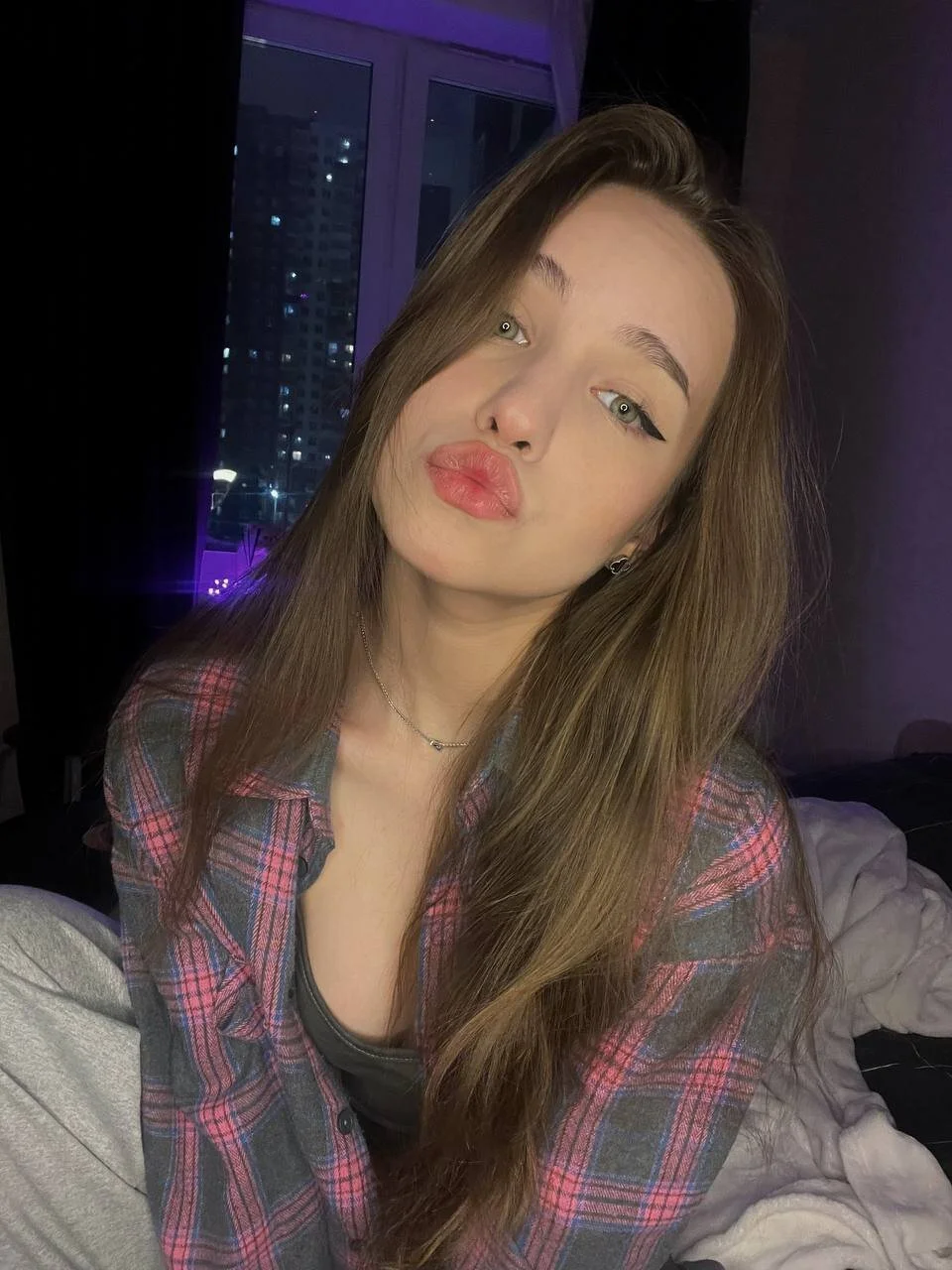 XXX Porn Photo of Nude Alice_loft 2