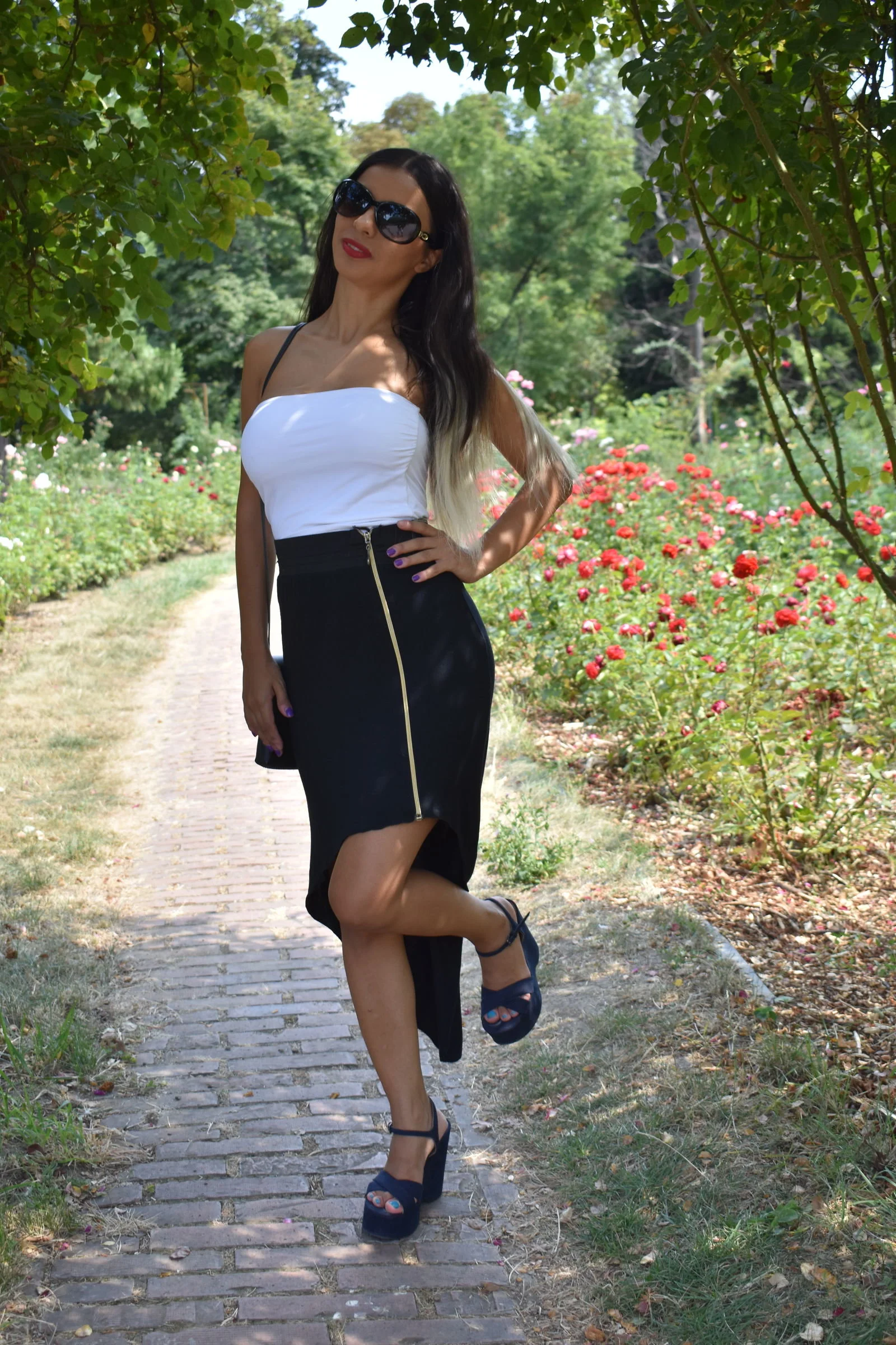 XXX Porn Photo of Nude juliahayessxx 261