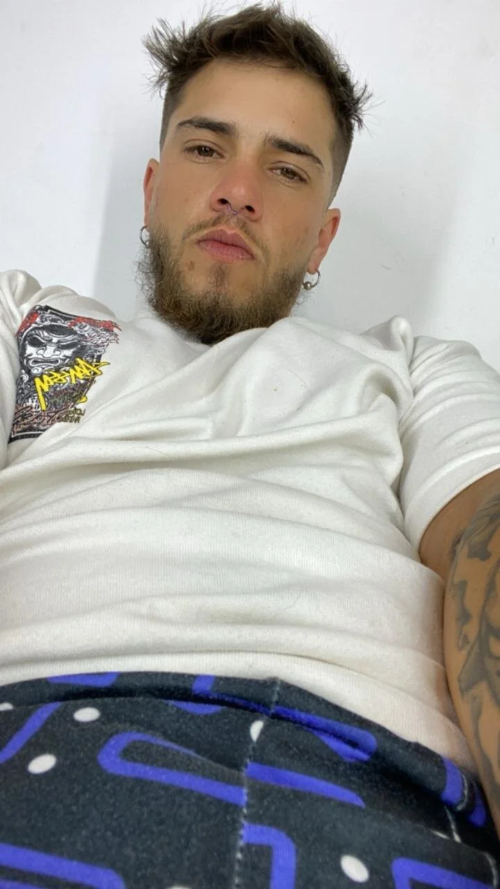 XXX Porn Photo of Nude Beard_xox 28
