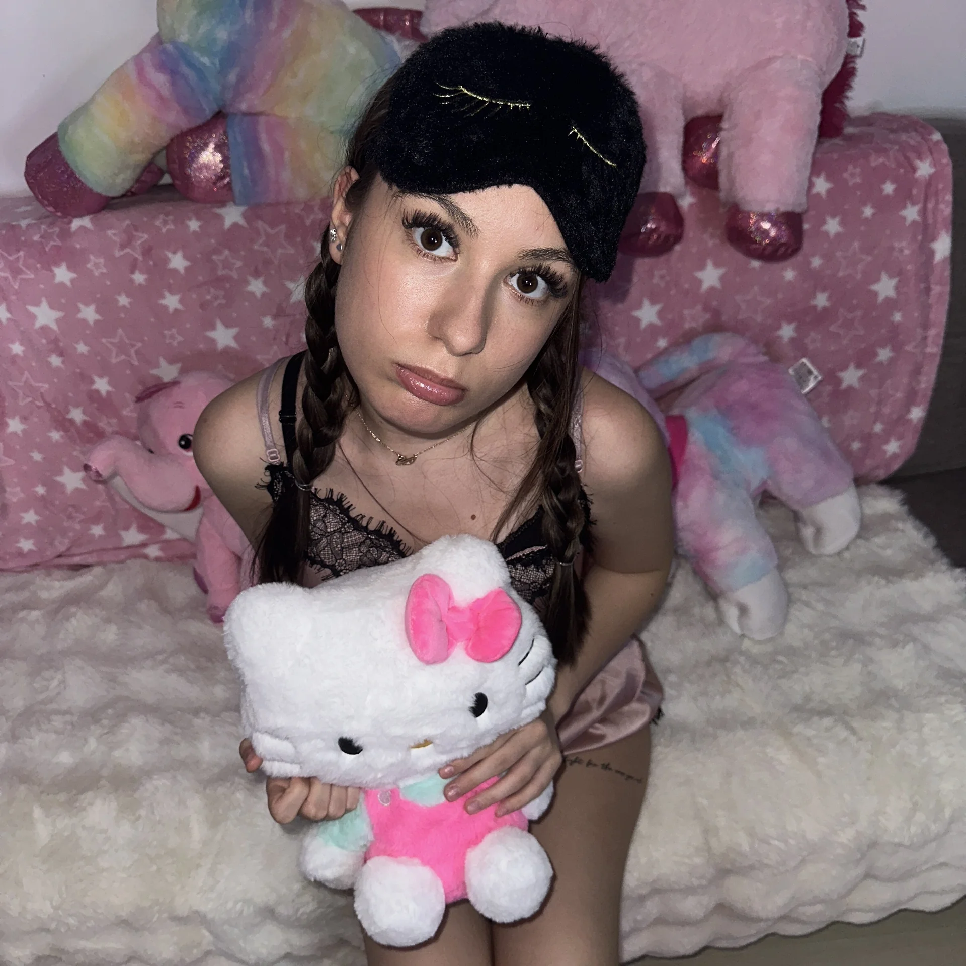 XXX Porn Photo of Nude MayaJenner 2