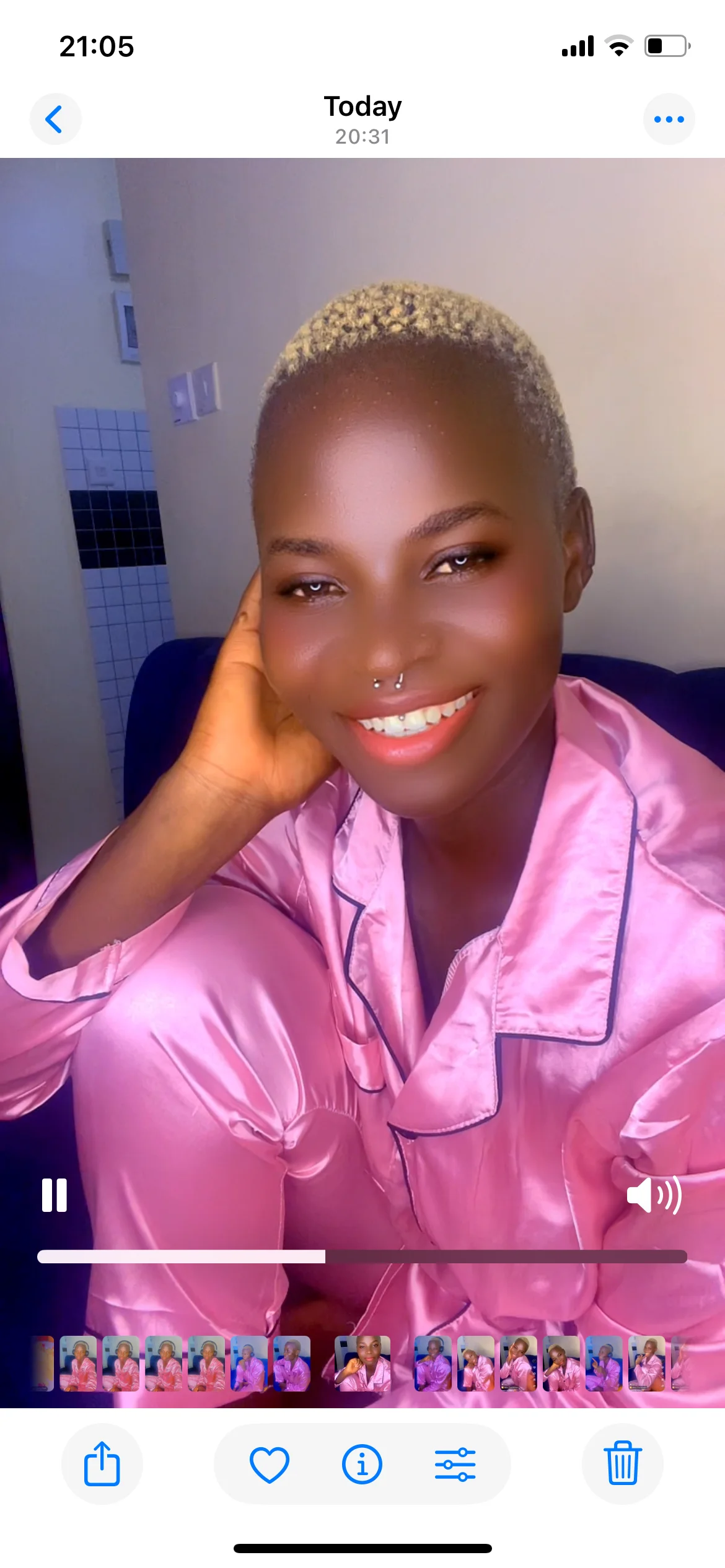 XXX Porn Photo of Nude Ug_queen 3