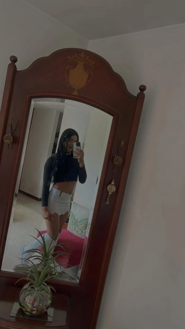 XXX Porn Photo of Nude valeria__lewiis 1