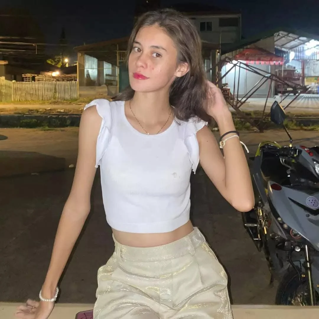 XXX Porn Photo of Nude im_yourmaryx 2